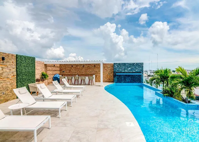 Rooftop Pool Vibes Steps To 5th Avenue & Playa del Carmen
